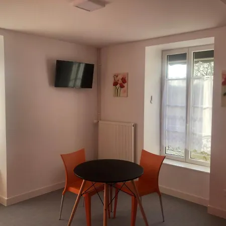 Les Papoulis Bed & Breakfast Saint-Laurent-sur-Sevre Exterior photo